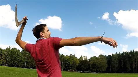 Boomerang Magic: How to Throw and Catch Like a Pro
